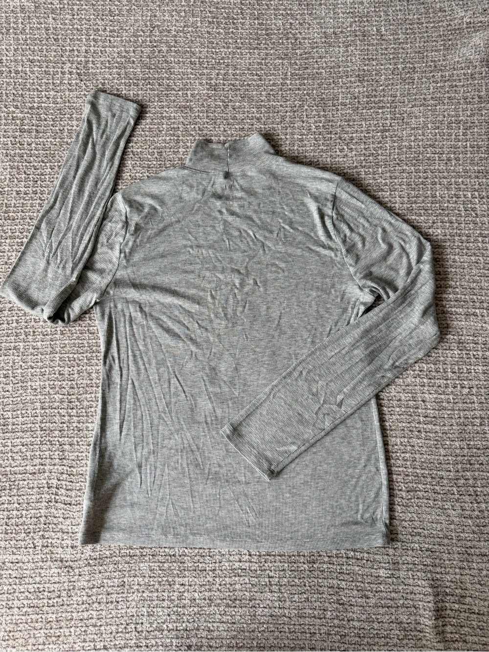 American Eagle Outfitters Light Grey Turtleneck Sweater